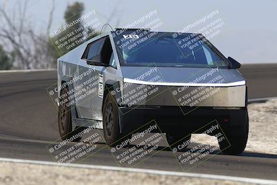 media/Nov-08-2025-Speed Ventures (Sat) [[1c7a6332f5]]/TC B/Session 2 (Turn 2)/